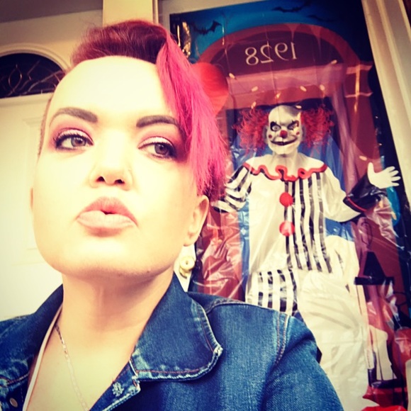 Meet your Posher, Christine - Picture 8 of 17